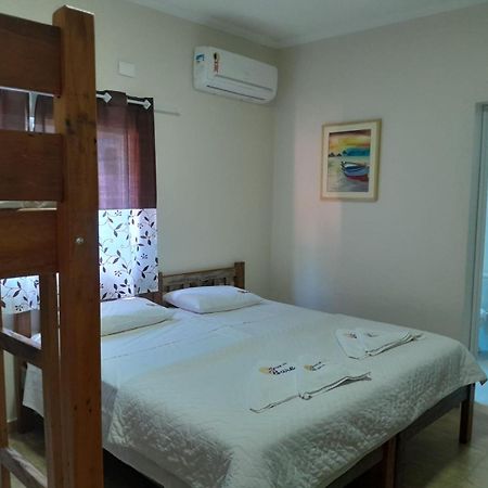 Residencial Aguas De Bare Hotel Сао Себастиао Екстериор снимка