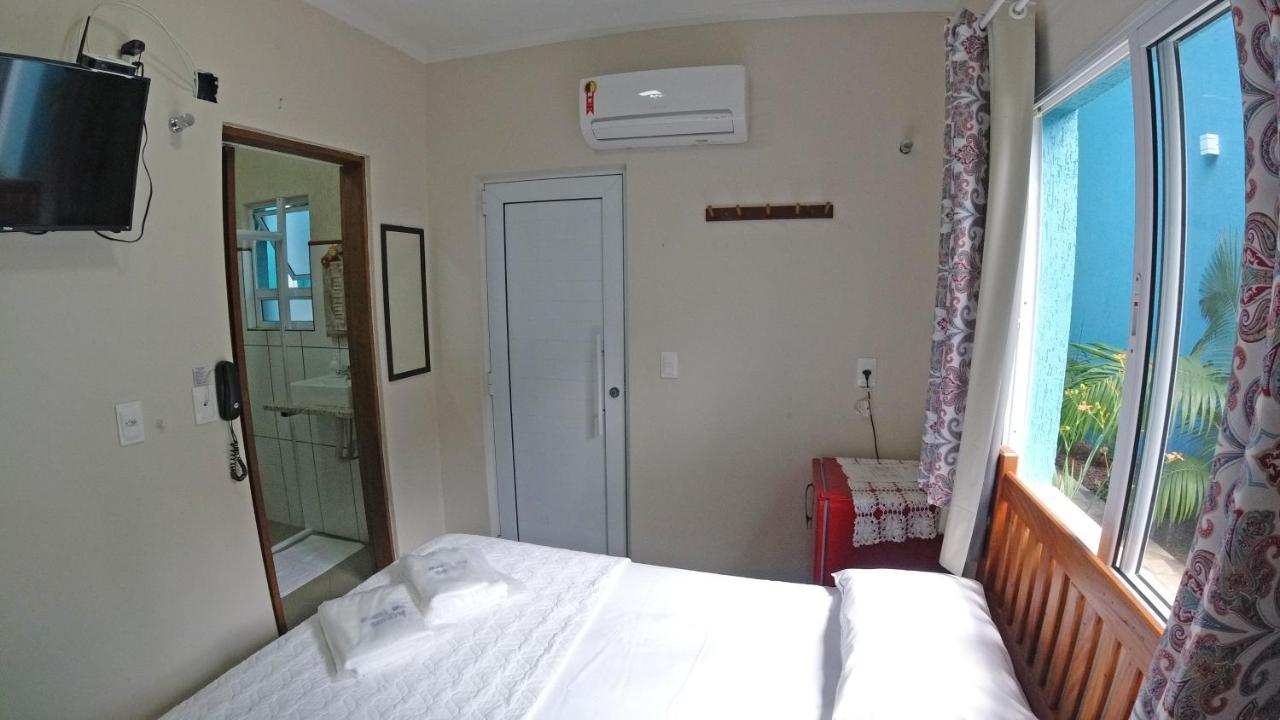 Residencial Aguas De Bare Hotel Сао Себастиао Екстериор снимка