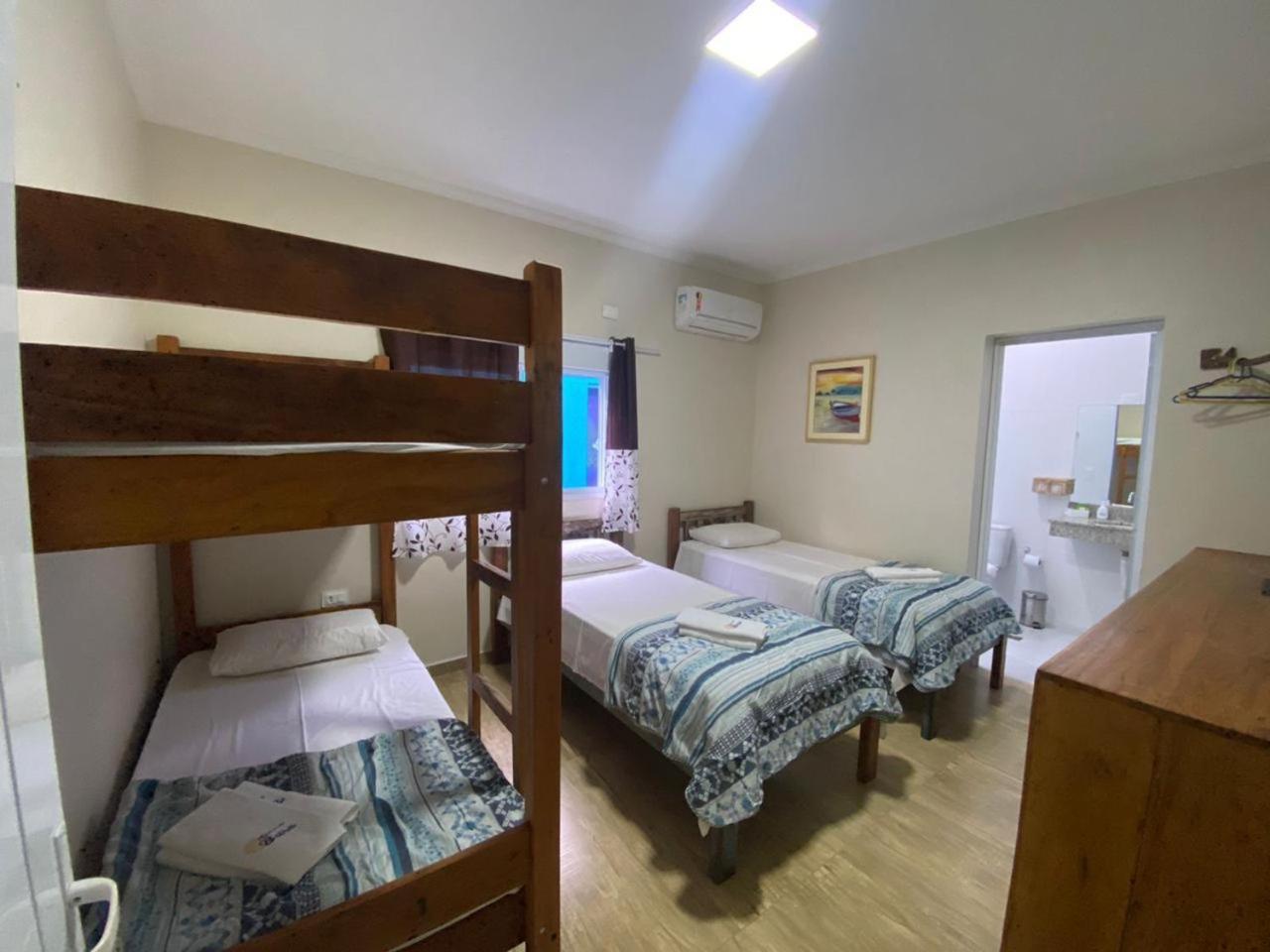 Residencial Aguas De Bare Hotel Сао Себастиао Екстериор снимка