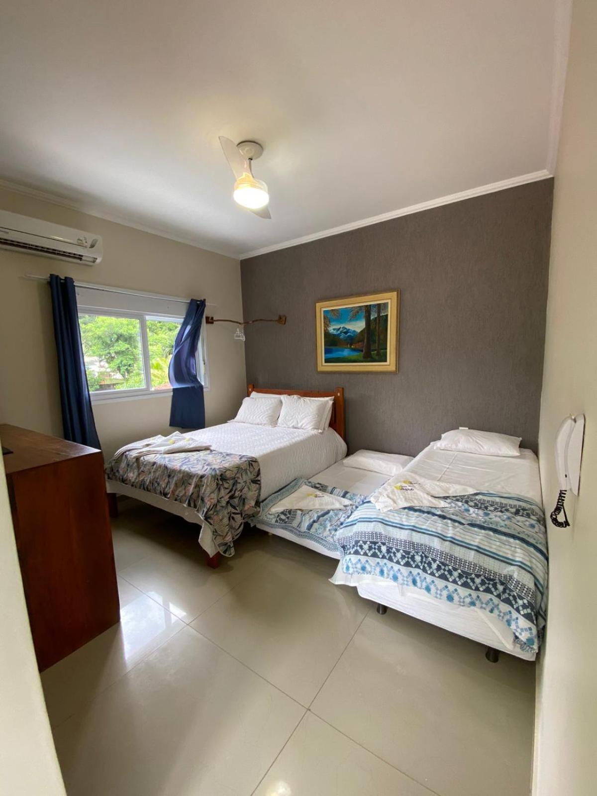 Residencial Aguas De Bare Hotel Сао Себастиао Екстериор снимка