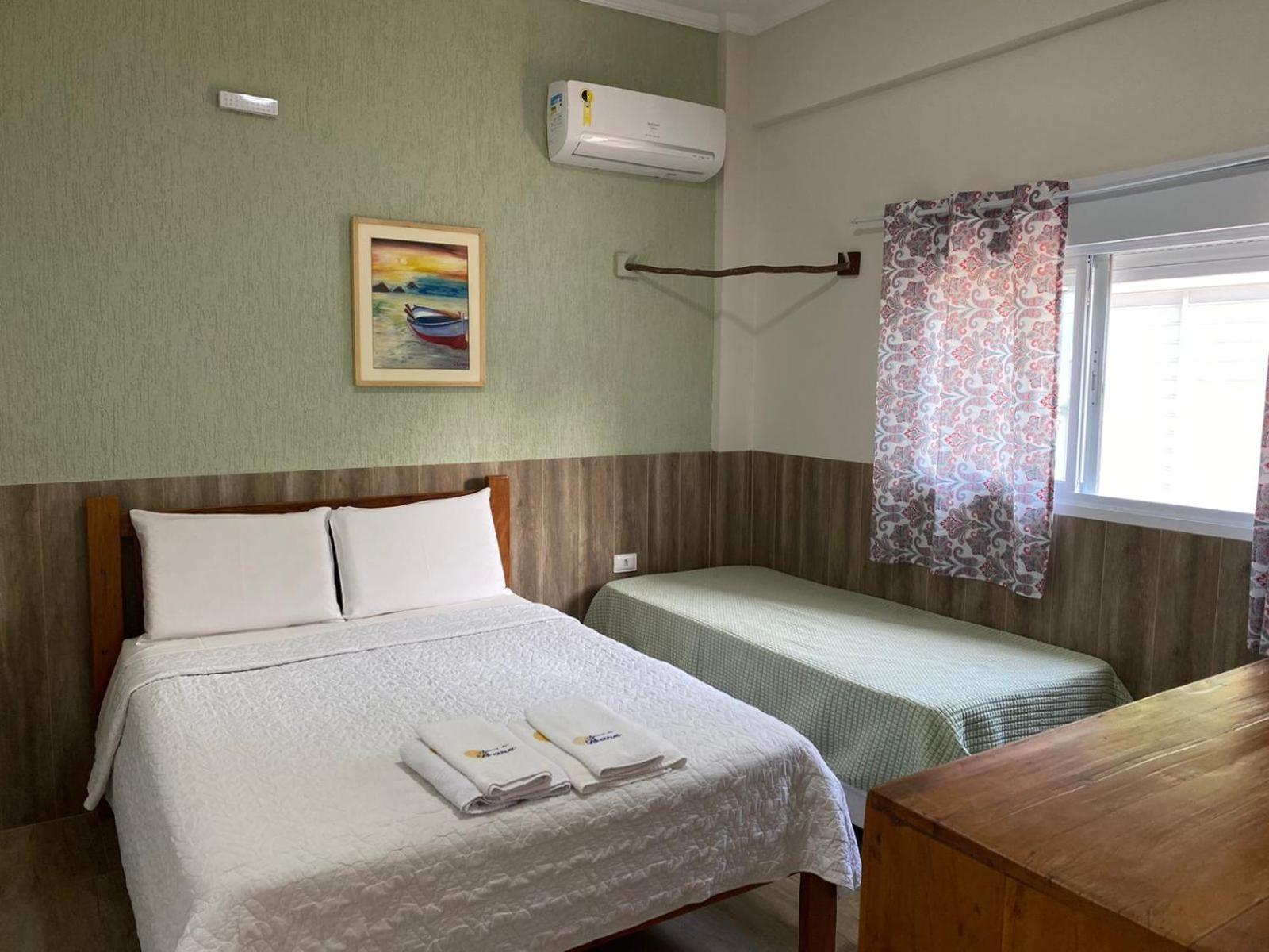 Residencial Aguas De Bare Hotel Сао Себастиао Екстериор снимка