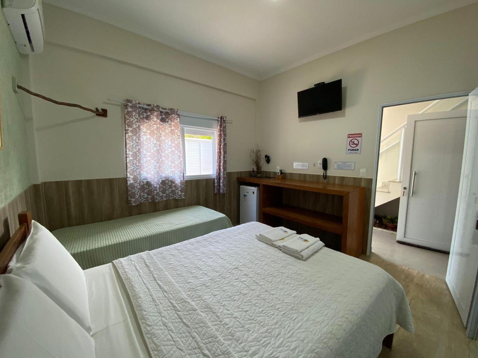 Residencial Aguas De Bare Hotel Сао Себастиао Екстериор снимка